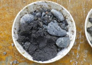 HP砂礫層掘削　サプリ安定液によるリバース工法